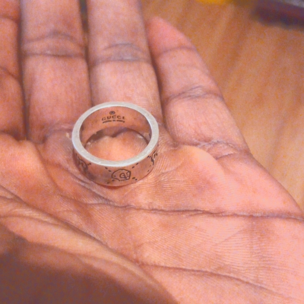 Womens or men Silver Gucci ghost ring size 16